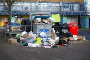 How to Trash Can Cleaning Trucks